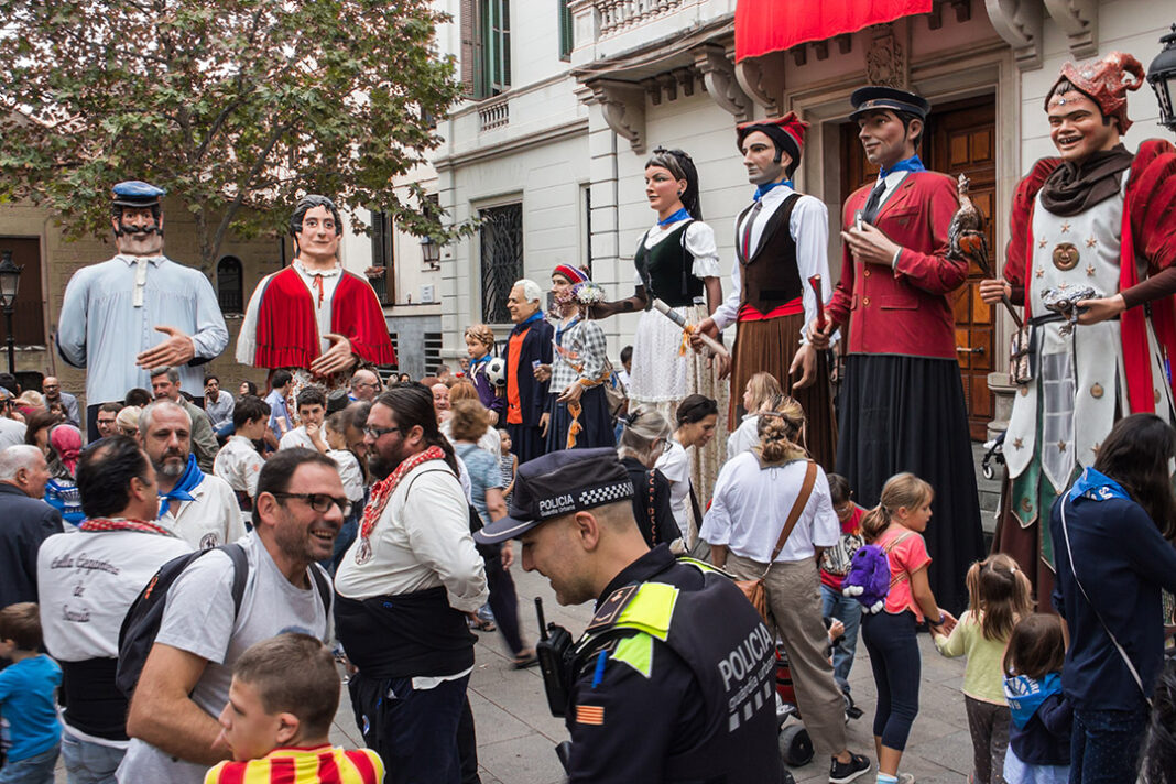 FAMILIA GEGANTERA SARRIA_web